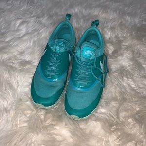 Women’s Nike Air Max Thea